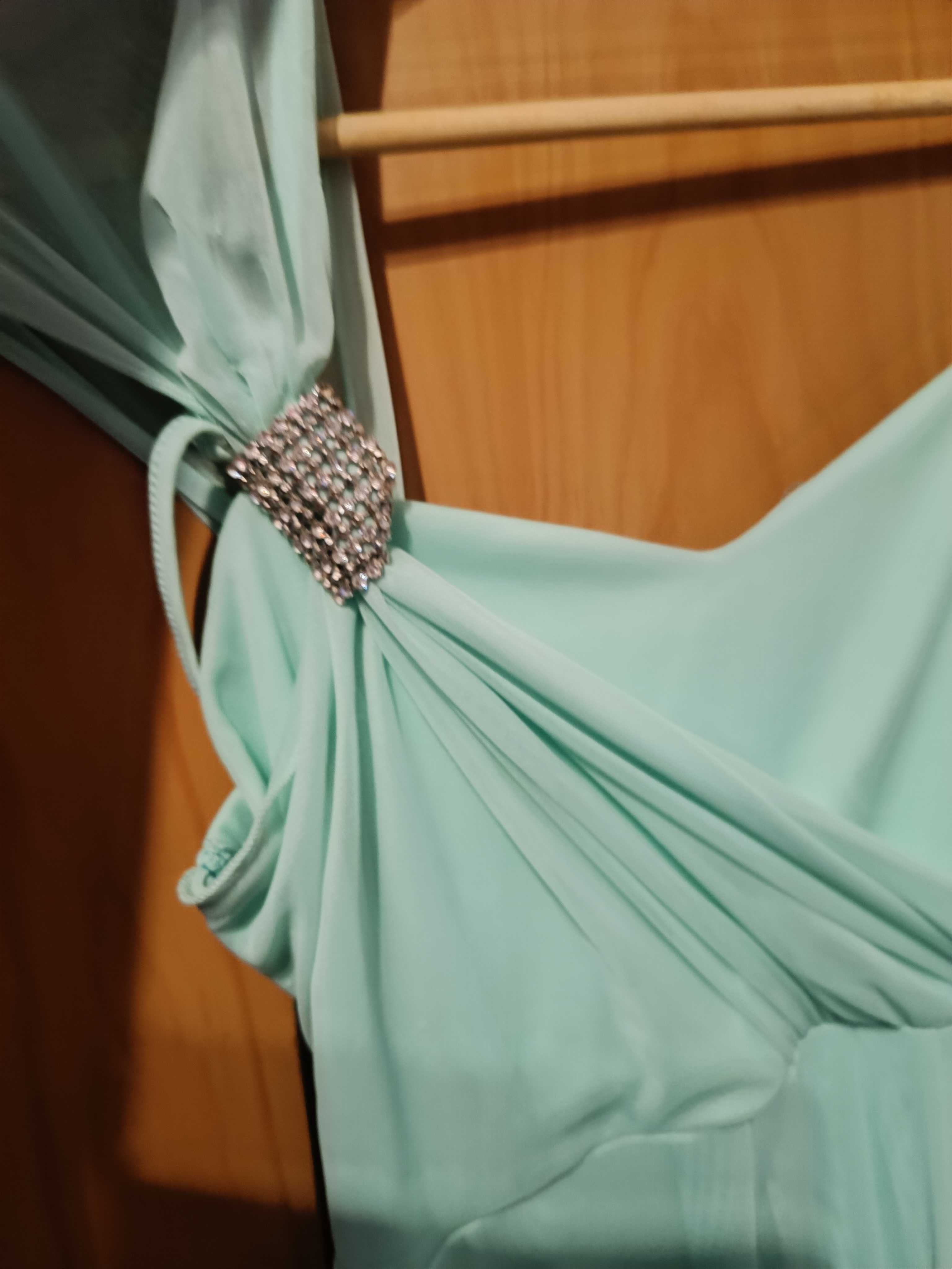 Vestido comprido verde água tamanho único dá até tamanho L