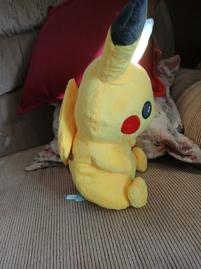 Pokémon pikachu peluche(35cm)