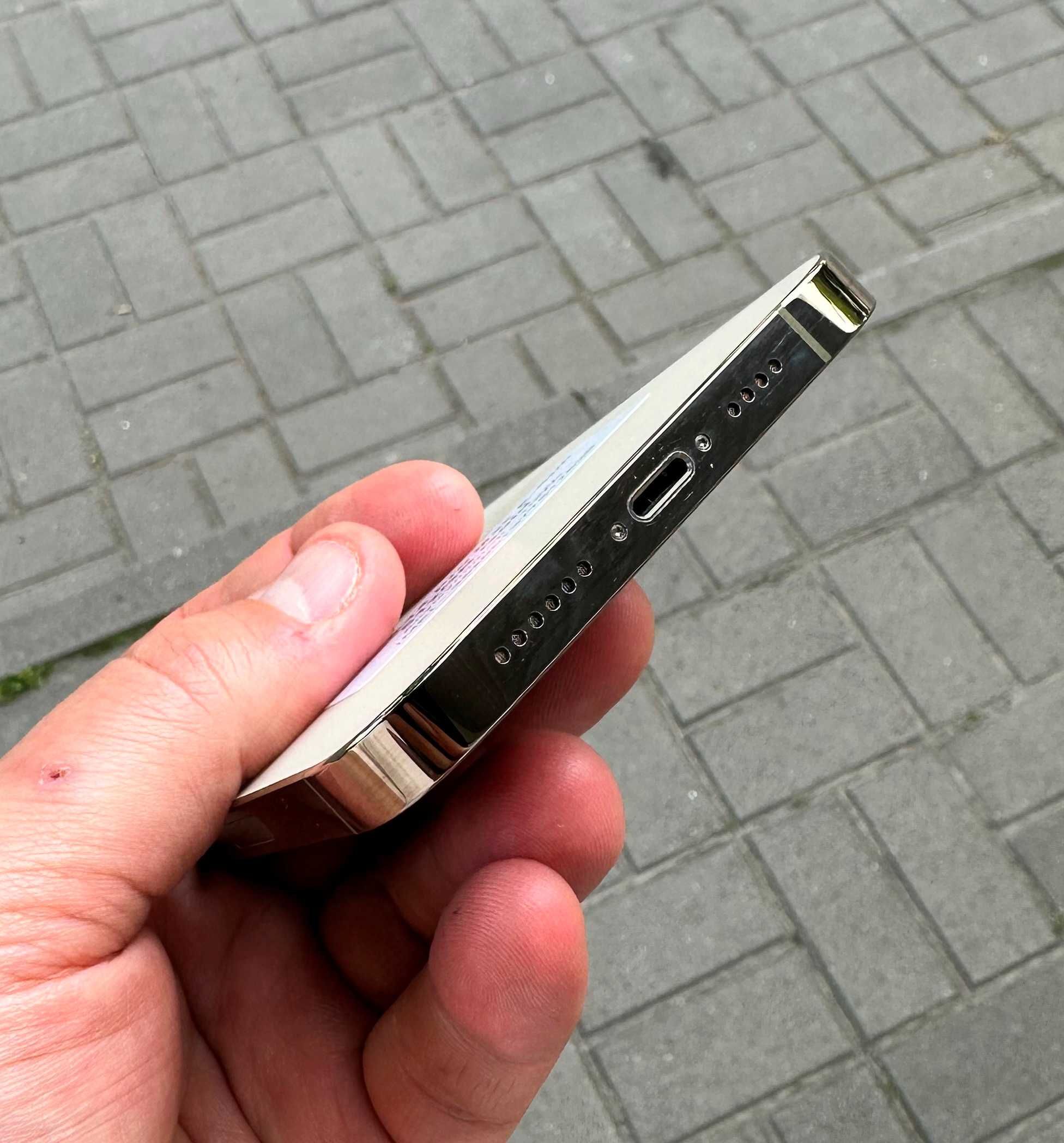 Apple iPhone 14 Pro Max 512Gb Gold E-Sim АКБ 100%