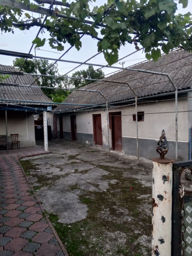 Продається будинок.Для тих хто цінує тишину і природу.