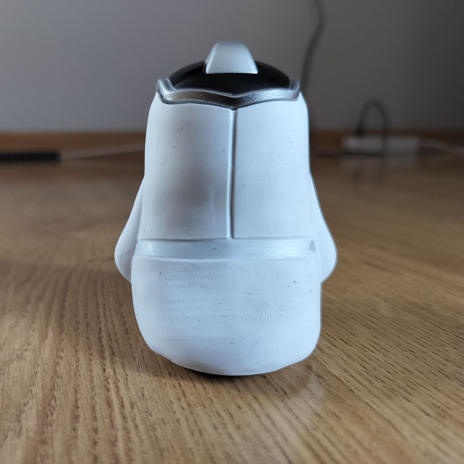 Robot Tobi Friends Chatter
