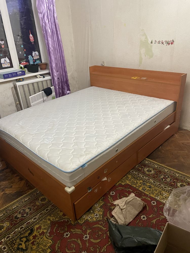 Кровать двухспальна 210/200