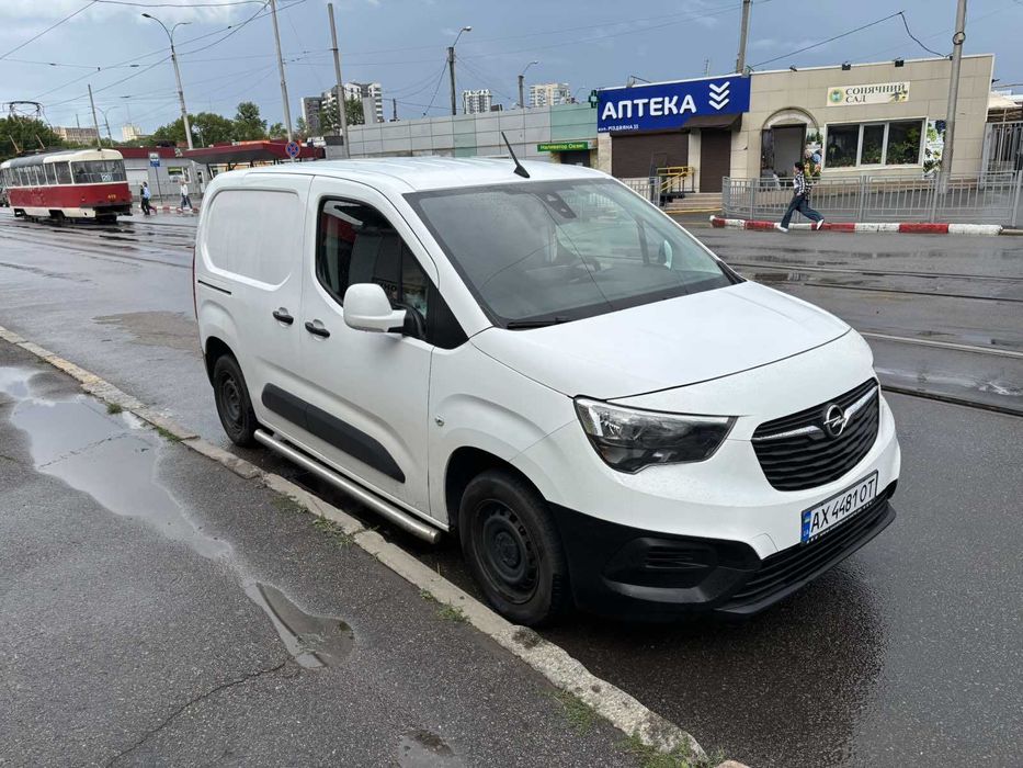Автомобіль Opel Combo Van