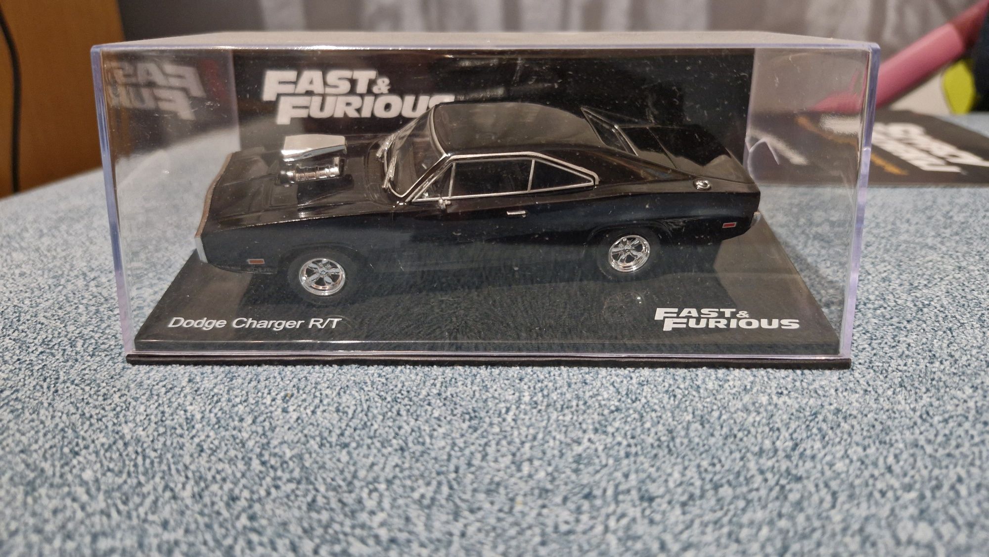 Sprzedam model Dodge Charger R/T 1:43 z serii "Szybcy i wściekli"