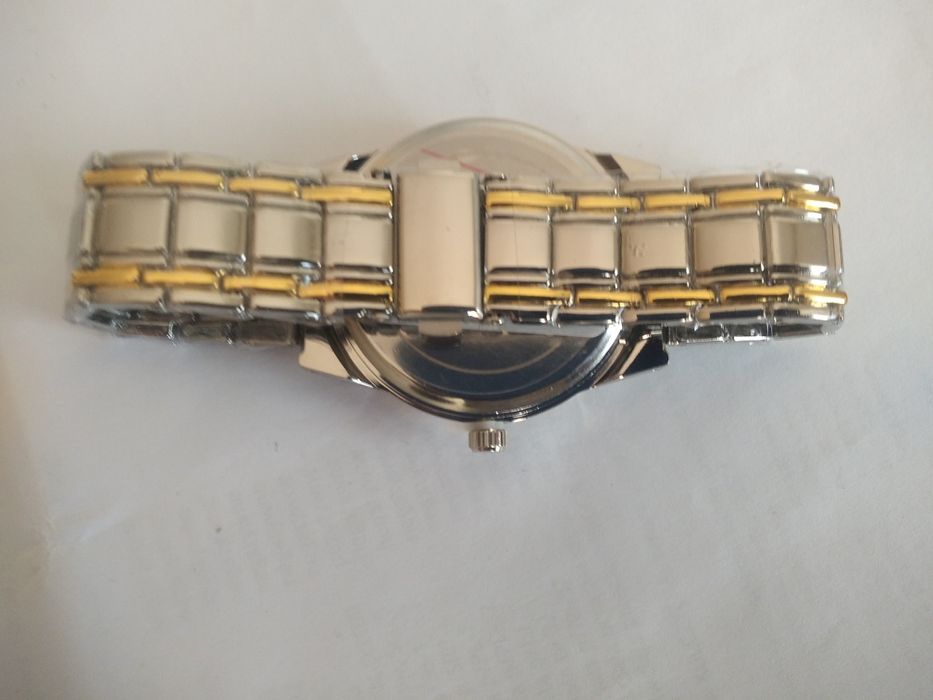 Sprzedam zegarek męski elegancki i stylowy