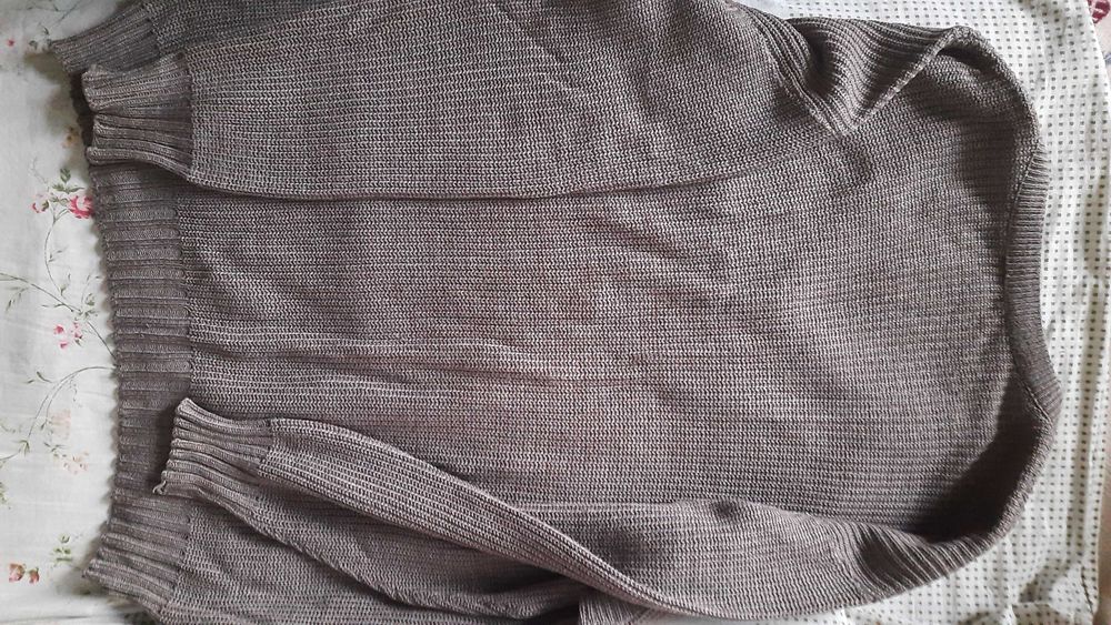 Свитер,флиска,водолазка.