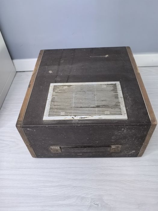 Gramofon Unitra Bambino 4 przenośny PRL