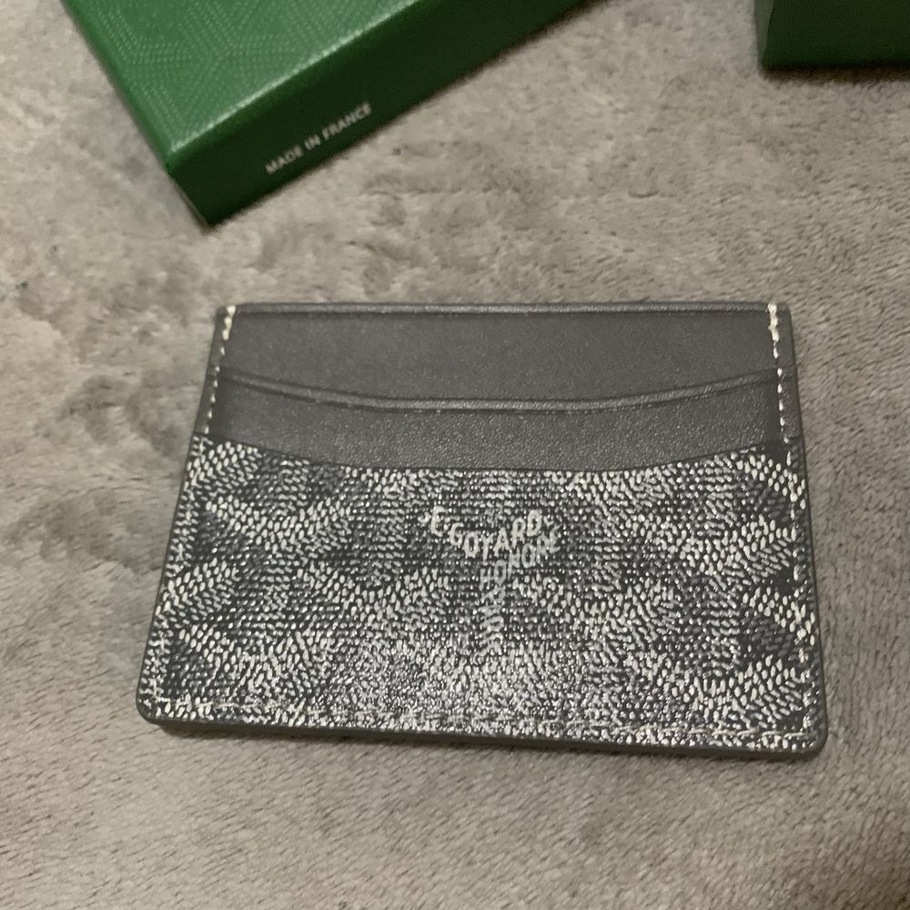 Porta Cartoes Cinzento da Goyard com Caixa