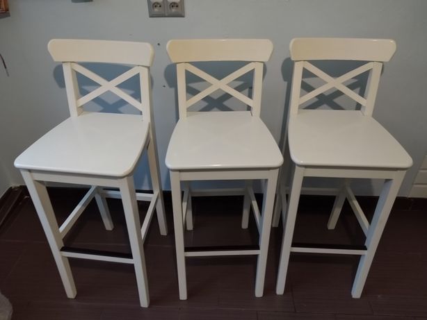 3 białe hokery - stołki barowe