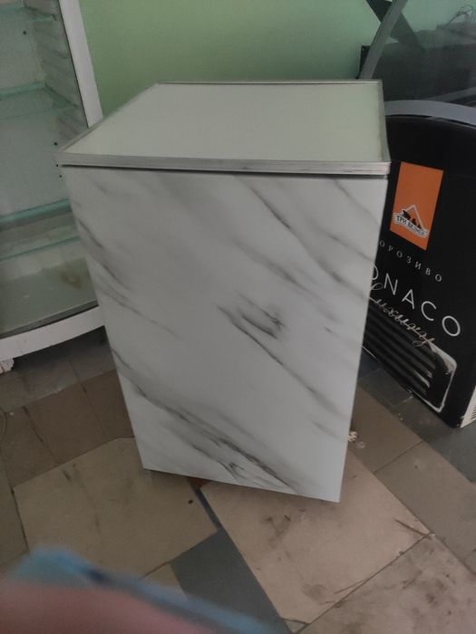 Холодильник малий , барний