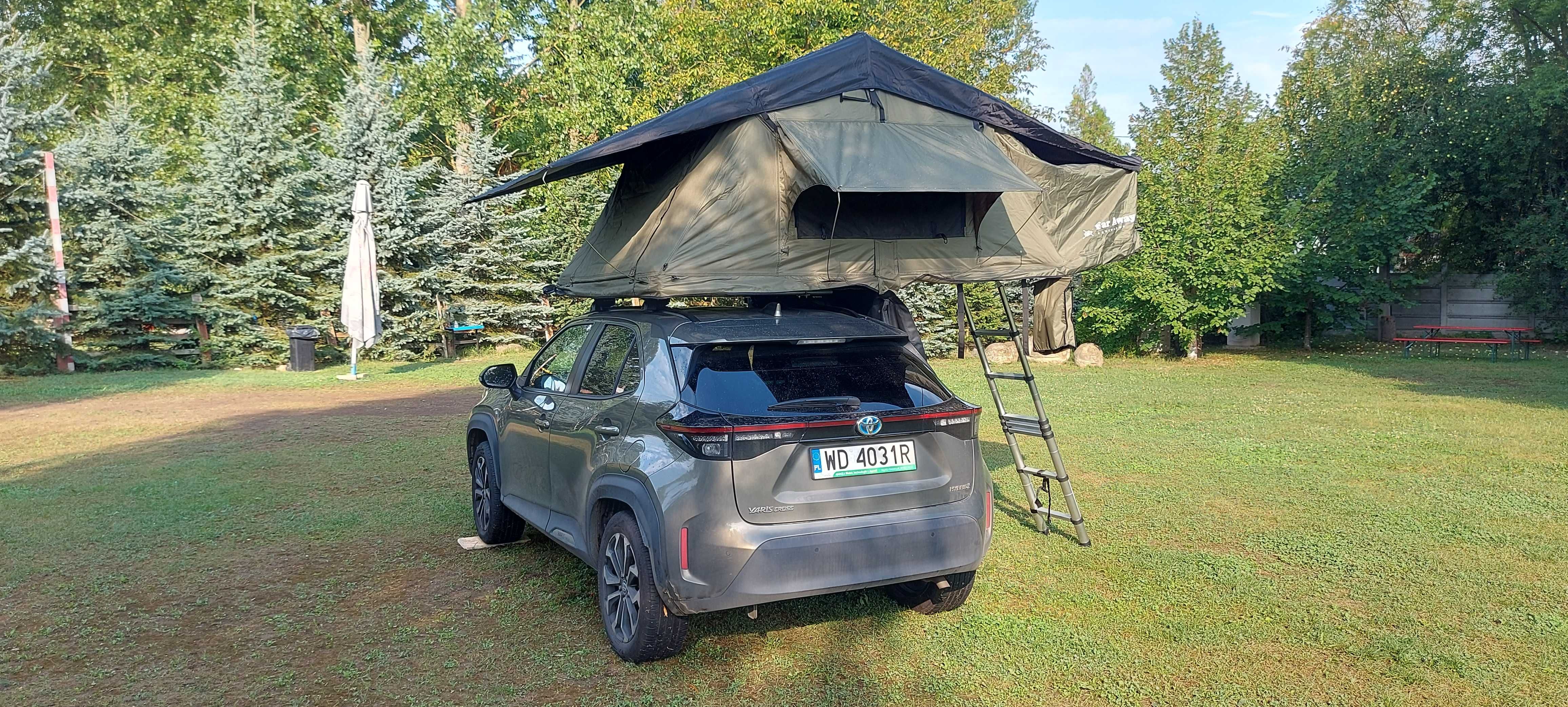 Namiot dachowy miękka obudowa - jak nowy, 160cm szerokości