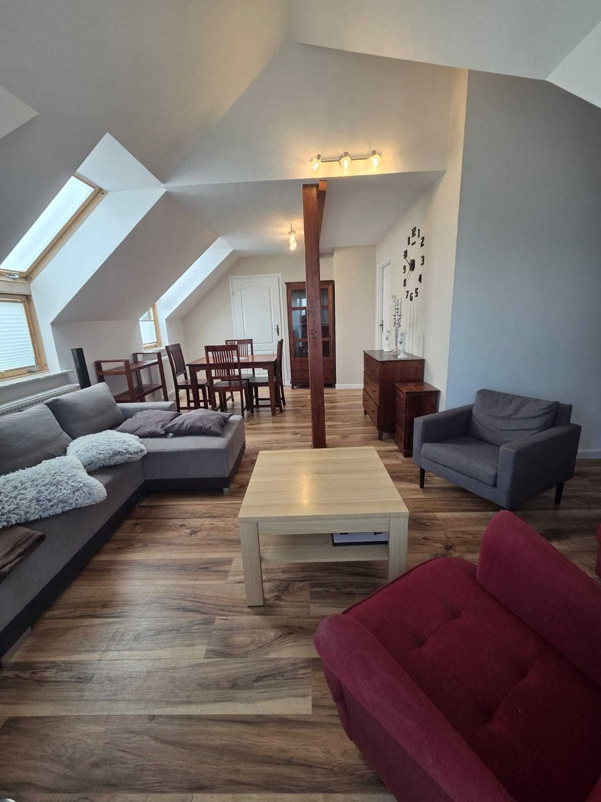 Duży pokój 2-osobowy 30m2 z balkonem, Strzelnicza 15, Staroniwa