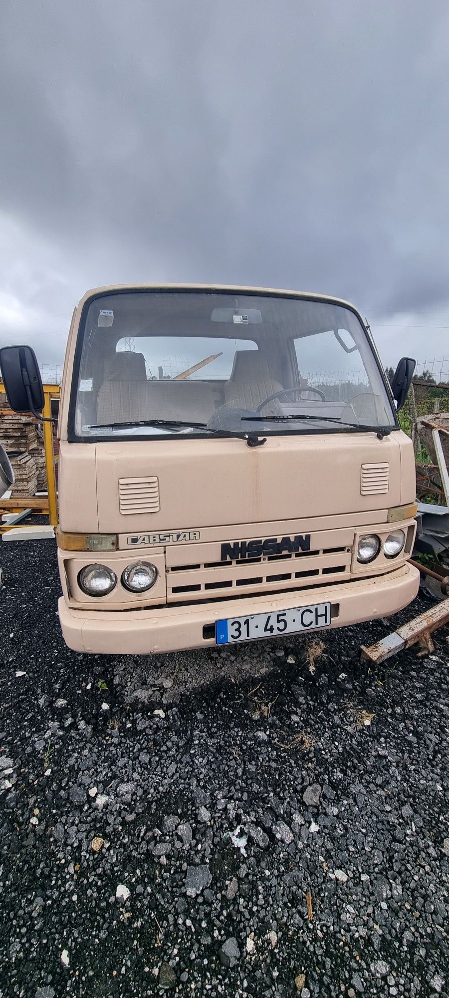 Nissan Cabstar F22