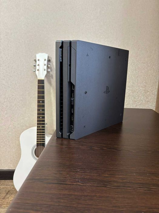 Sony PlayStation 4 ProThe Last of Us Part II Limited Edition 1TB Ssd