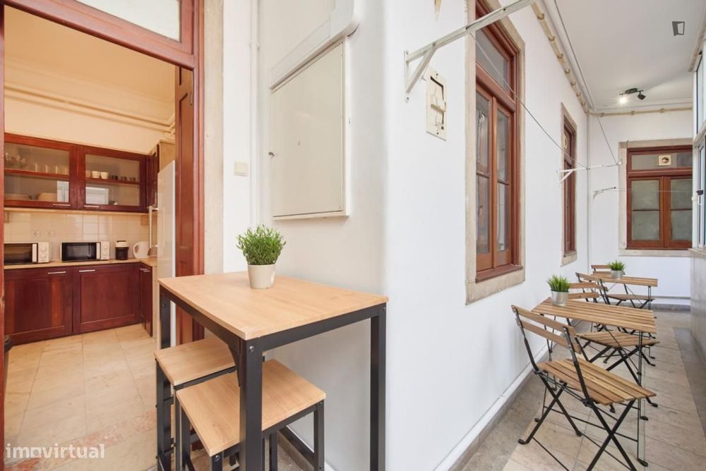 Quarto - localizado em Estrela Lisbon