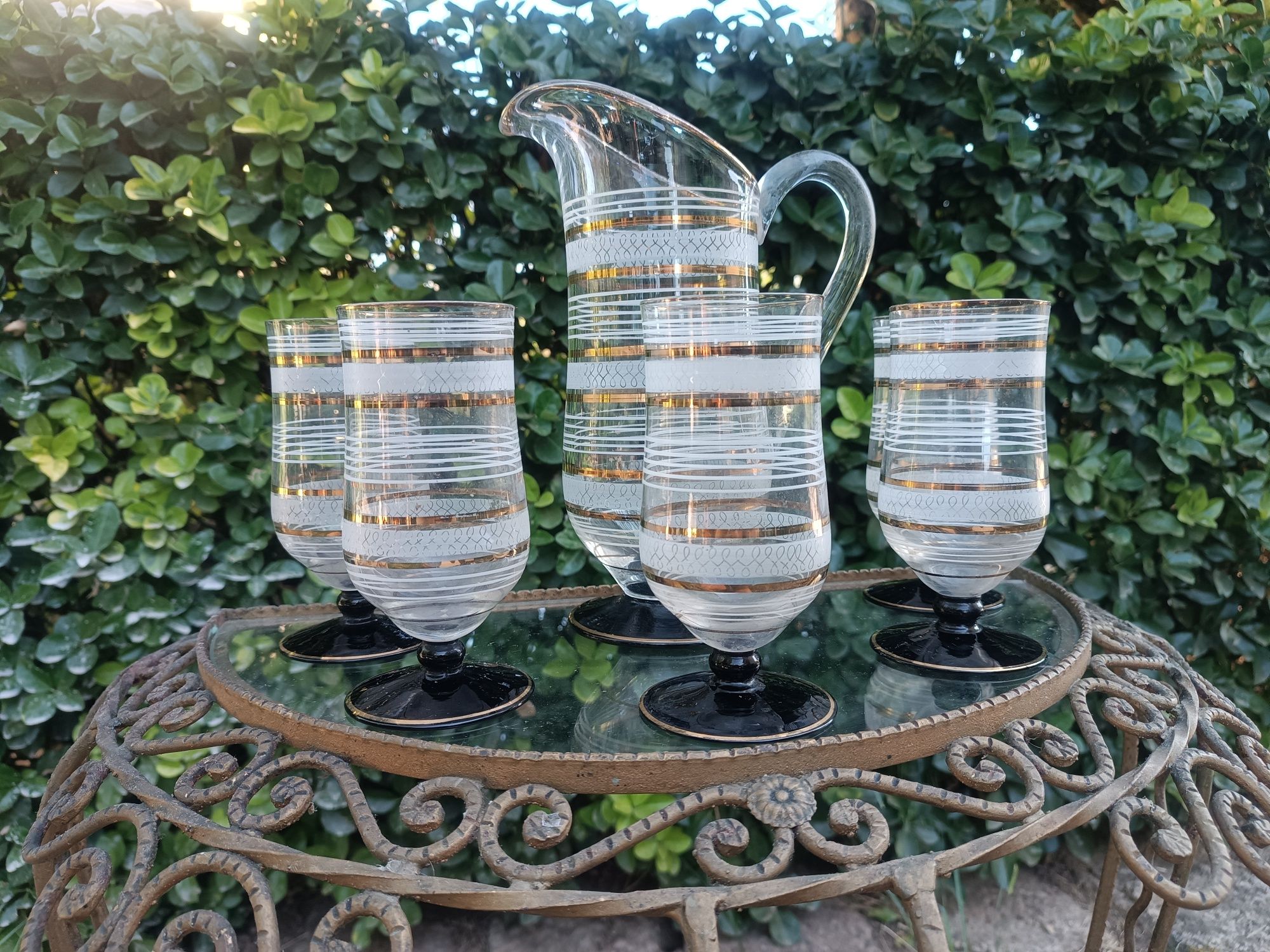 Conjunto caneca e copos, vintage