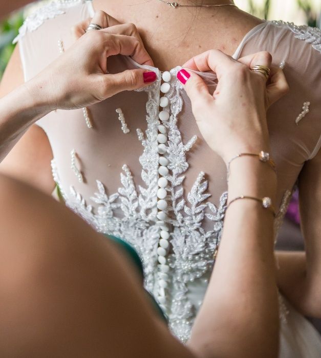 Suknia slubna litera A, rozmiar M - 38