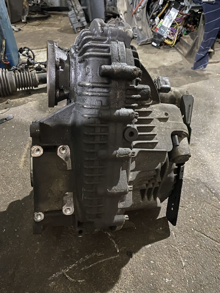 Роздатка Коробка Range Rover L405 4.4D