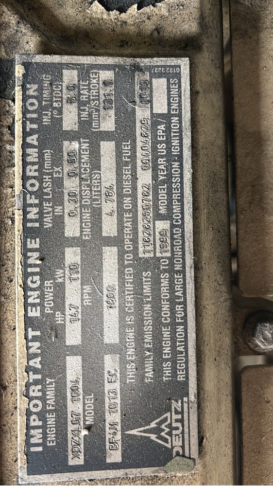 Gerador 100kva  trabalhando a 100% e com revisoes de manurenção em dia
