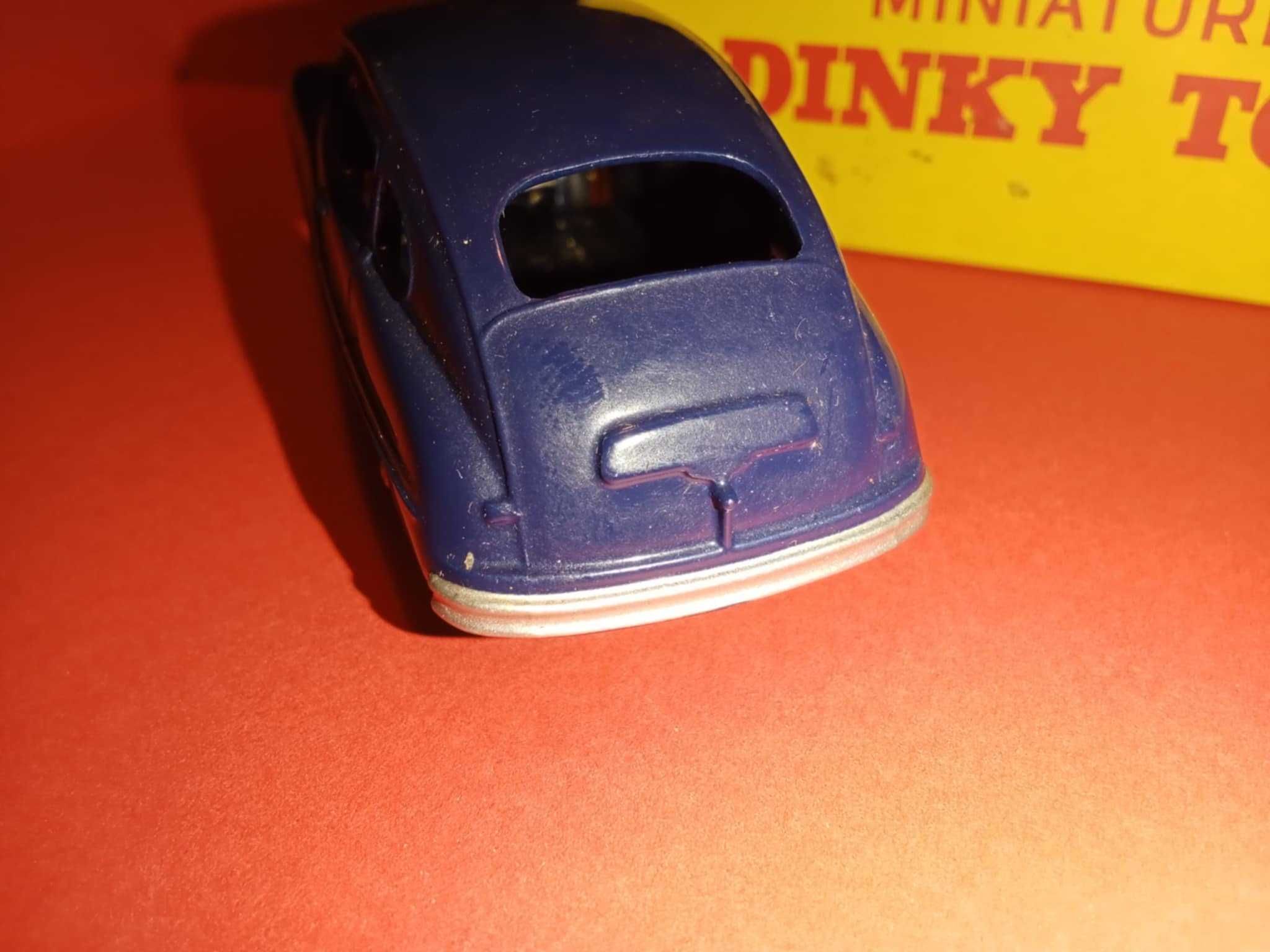 Dinky Toys Ford Vedette 49