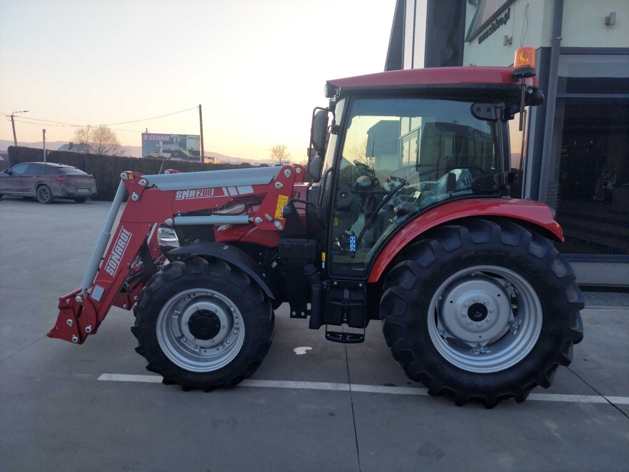 Ciągnik rolniczy CASE IH Farmall 75 A z ładowaczem czołowym SONAROL