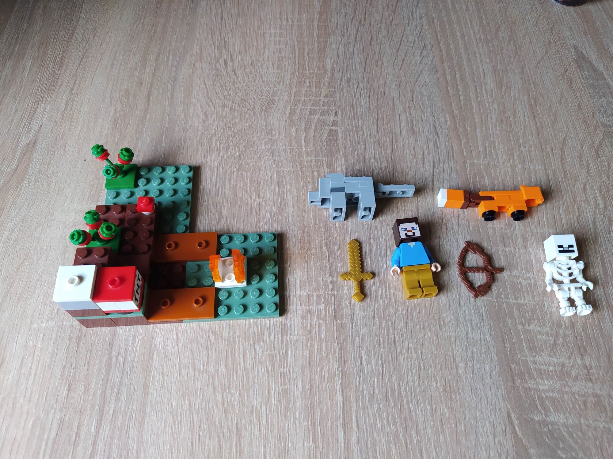 Lego Minecraft Przygoda w Tajdze 21162