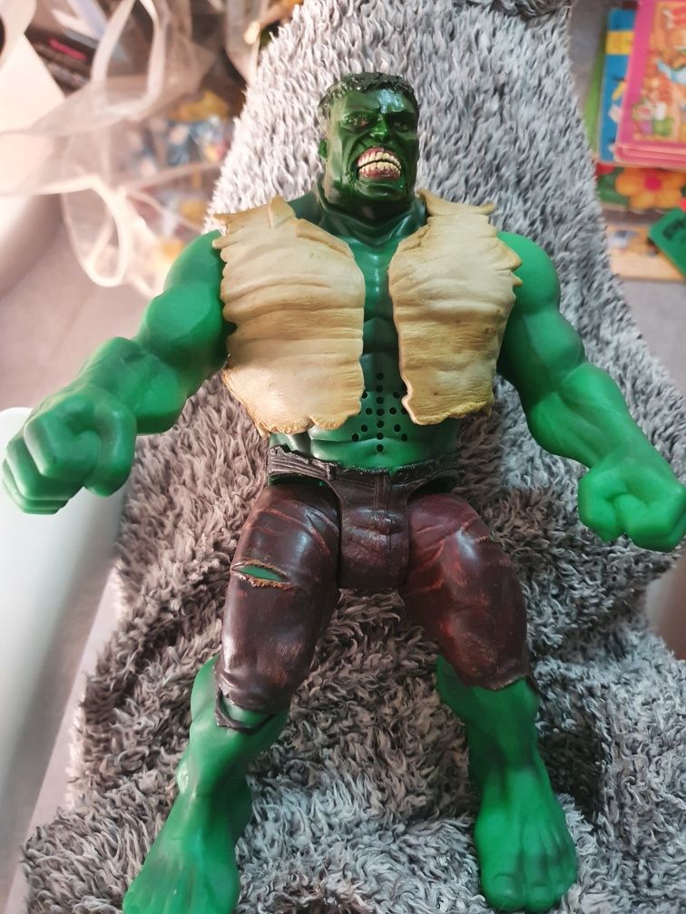 Boneco Hulk original com caixa