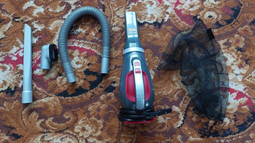 Black Decker - odkurzacz samochodowy