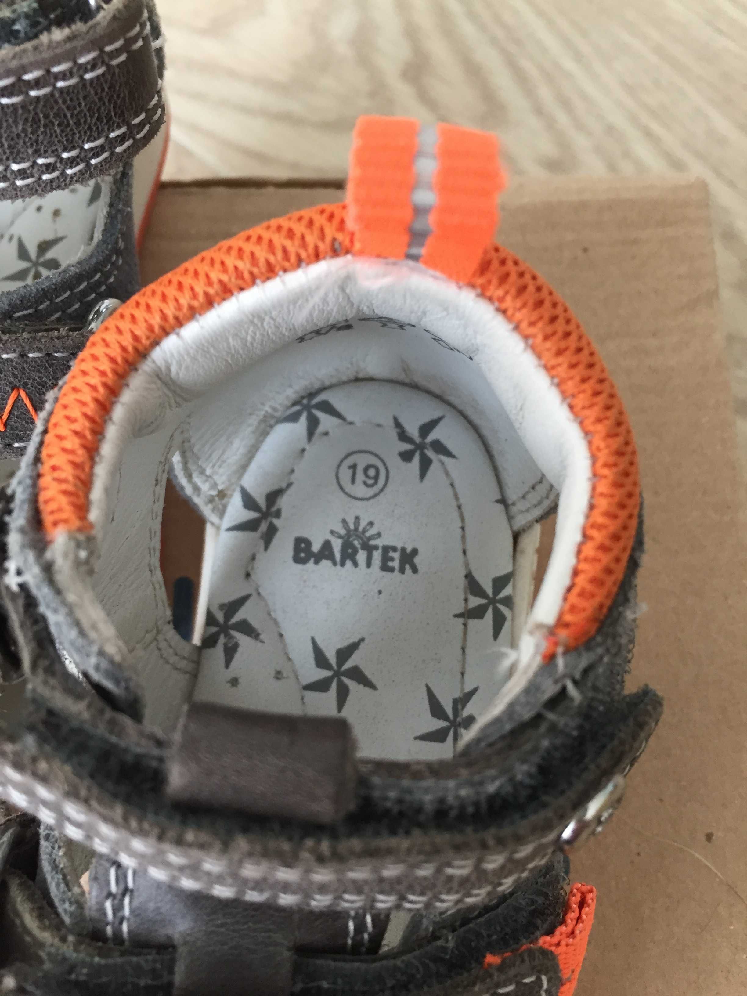Дитячі сандалі Bartek  19 р