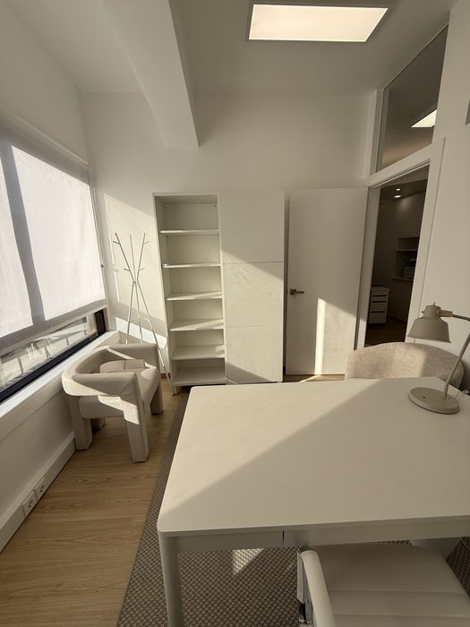 Arrendo Sala em Escritorio com estacionamento