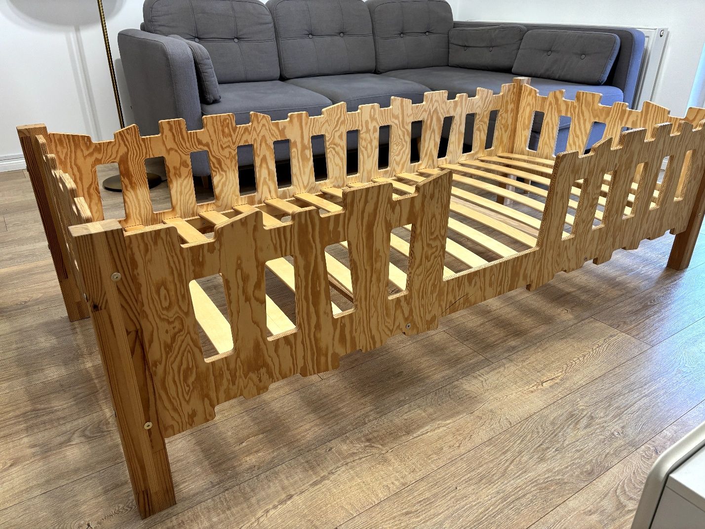 Łóżko dziecięce Adeko drewniane 180x90 stan bardzo dobry