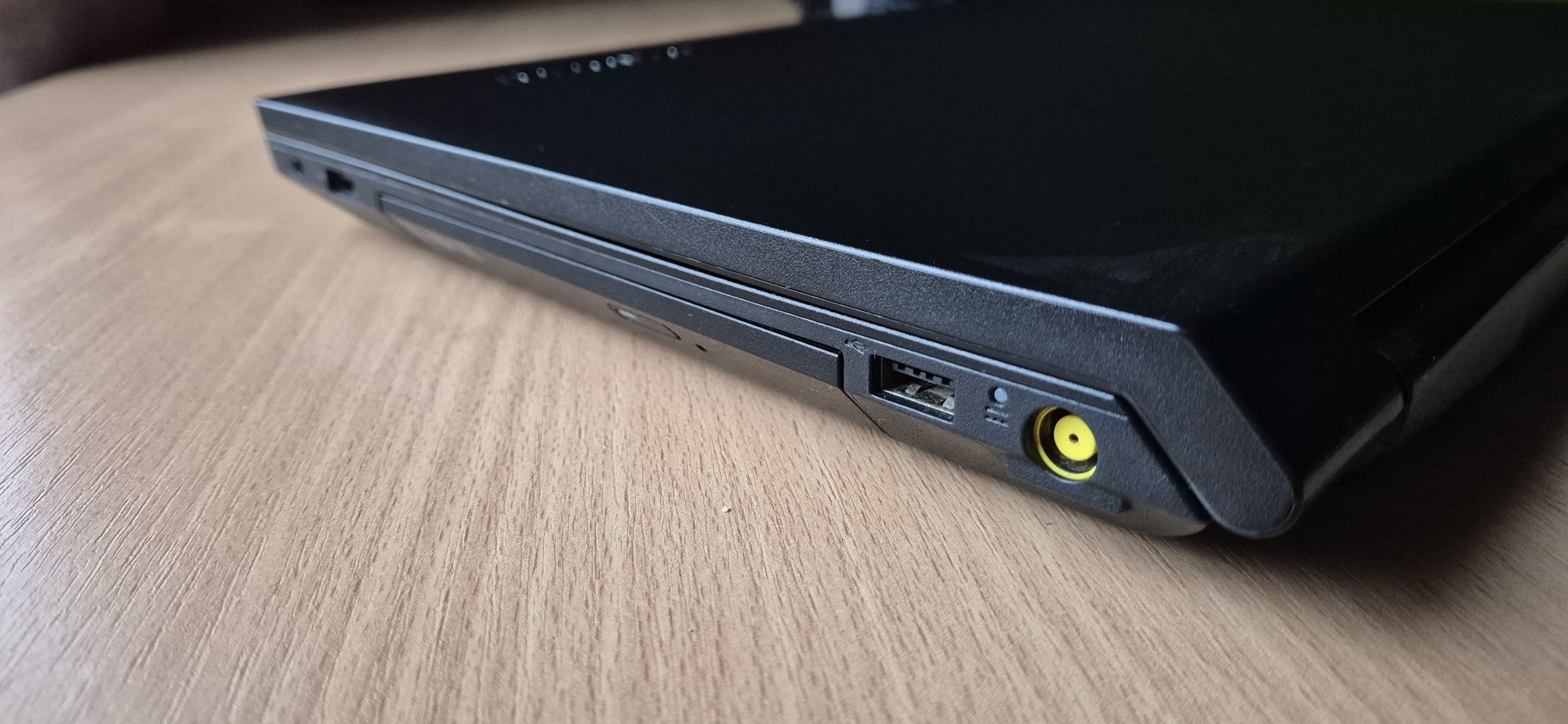 ноутбук Lenovo B 590   500 GB