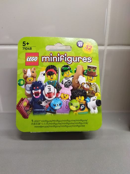 Lego Minifigures 71048 Seria 27 - LONGBOARDZISTKA