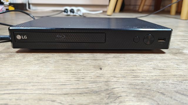 Odtwarzacz Blue-Ray LG BP250