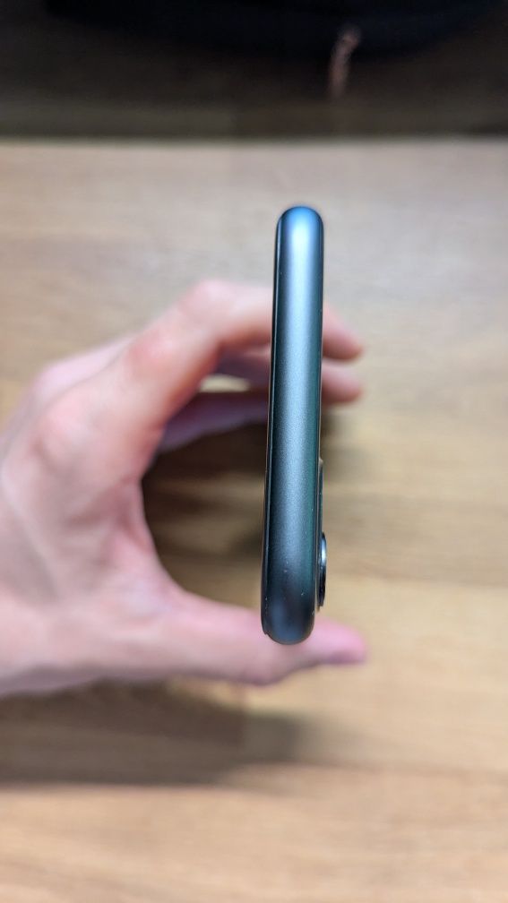 iPhone 11 - 64GB