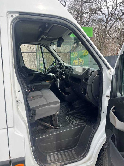 Продам Renault Master 2015