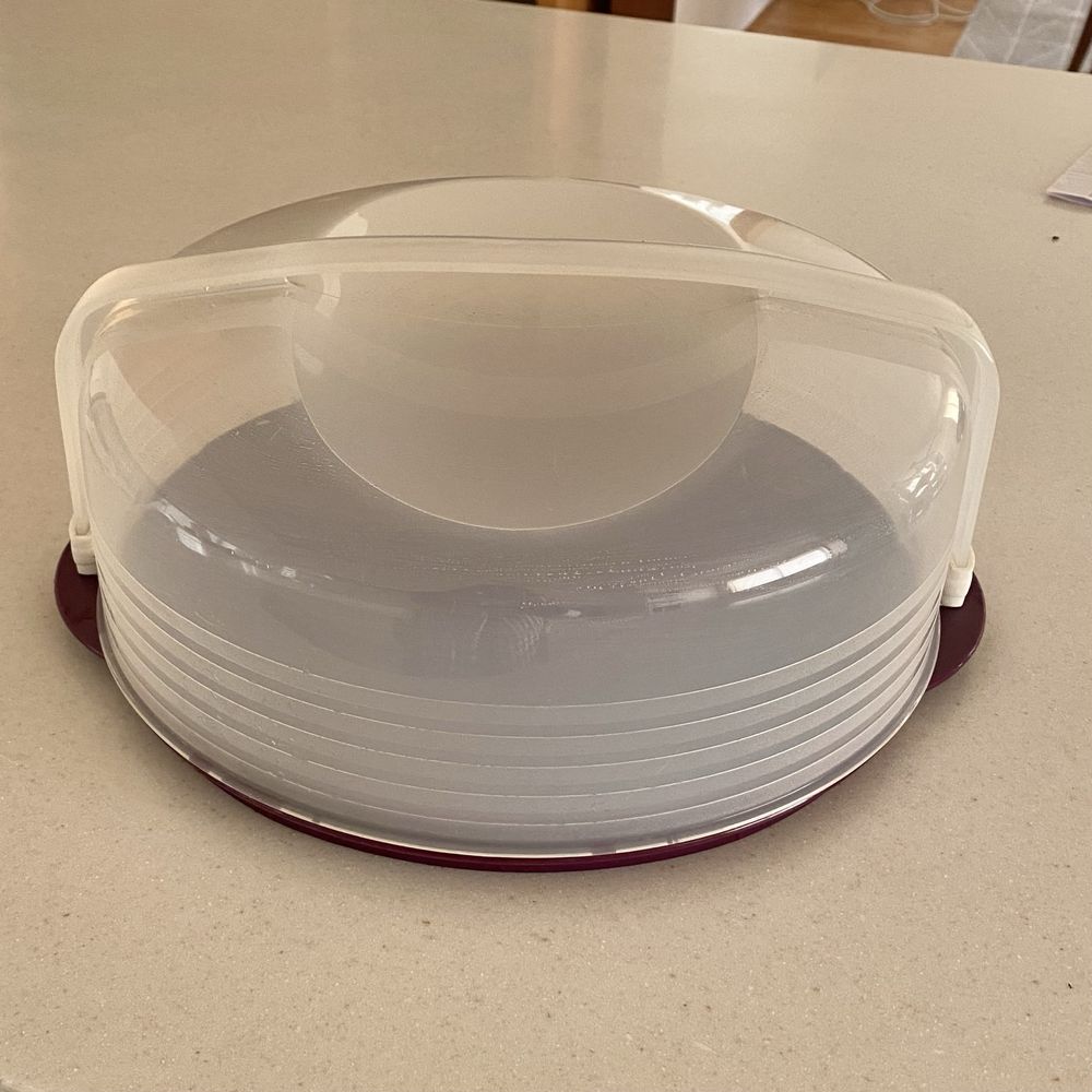 Boleira Tupperware usada
