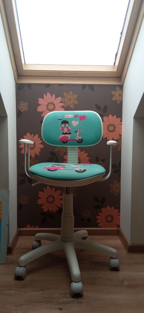 Krzesło biurowe dla dzieci