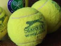Тенісні м'ячі Slazenger і тд.