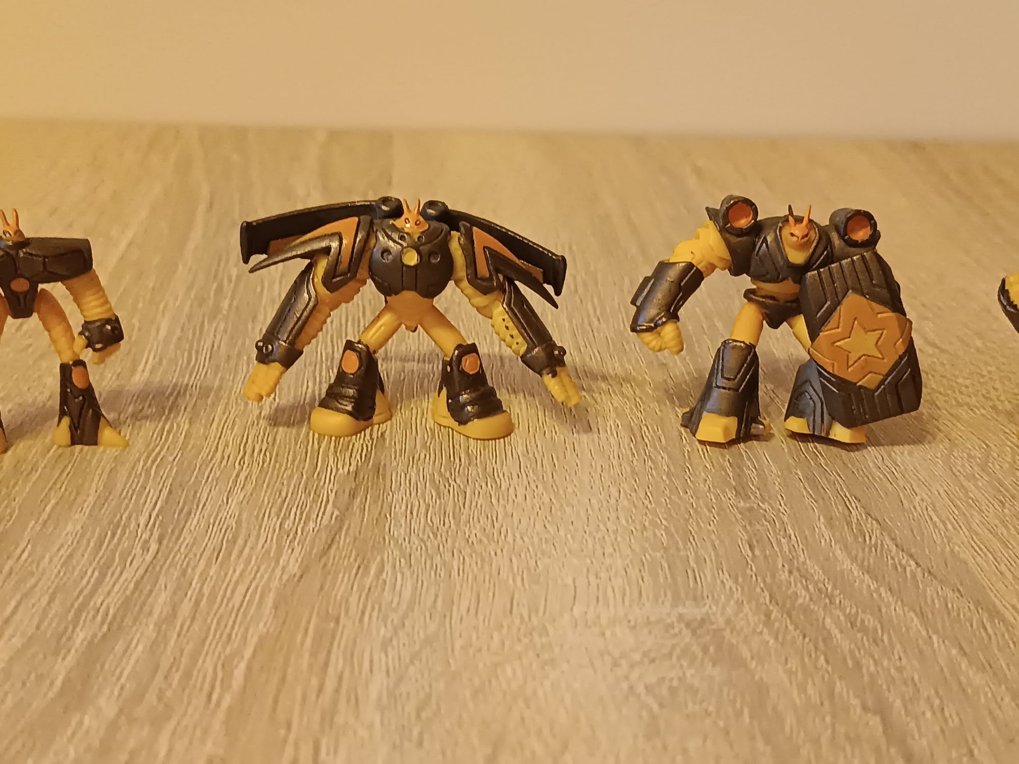 Figurki Xenox space warriors panini