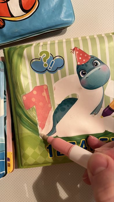 Дитячі іграшки для ванни