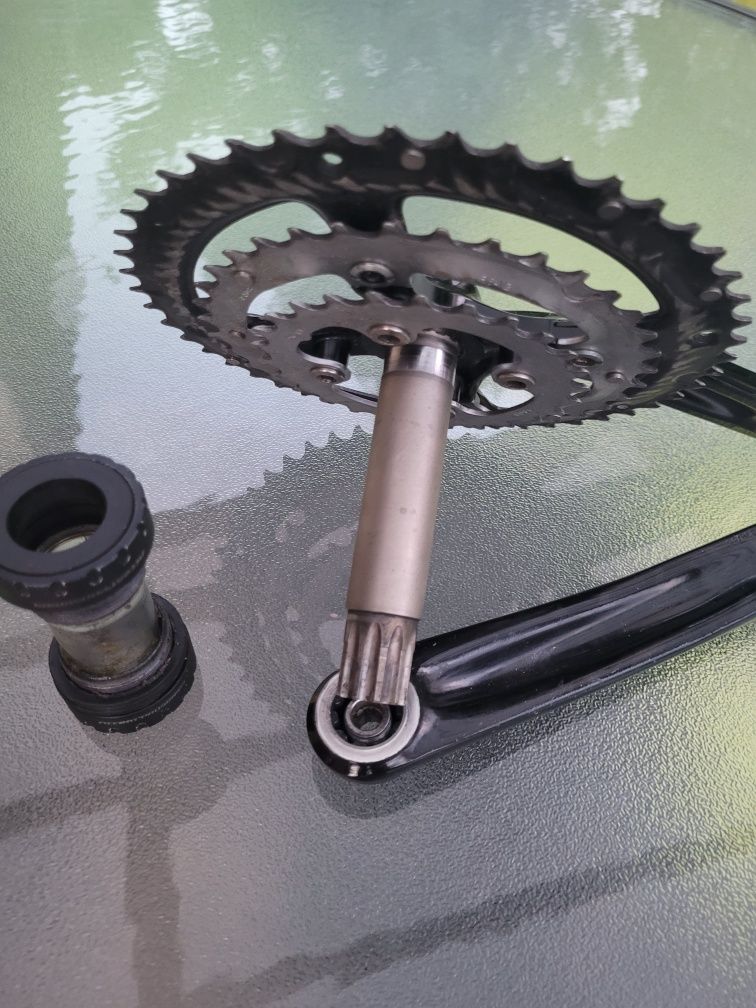 Korby Truvativ Sram Stylo GXP + suport Accent bdb