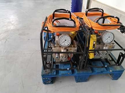 Agregaty hydrauliczne PLARAD XB 2-Z-XB z wyposażeniem