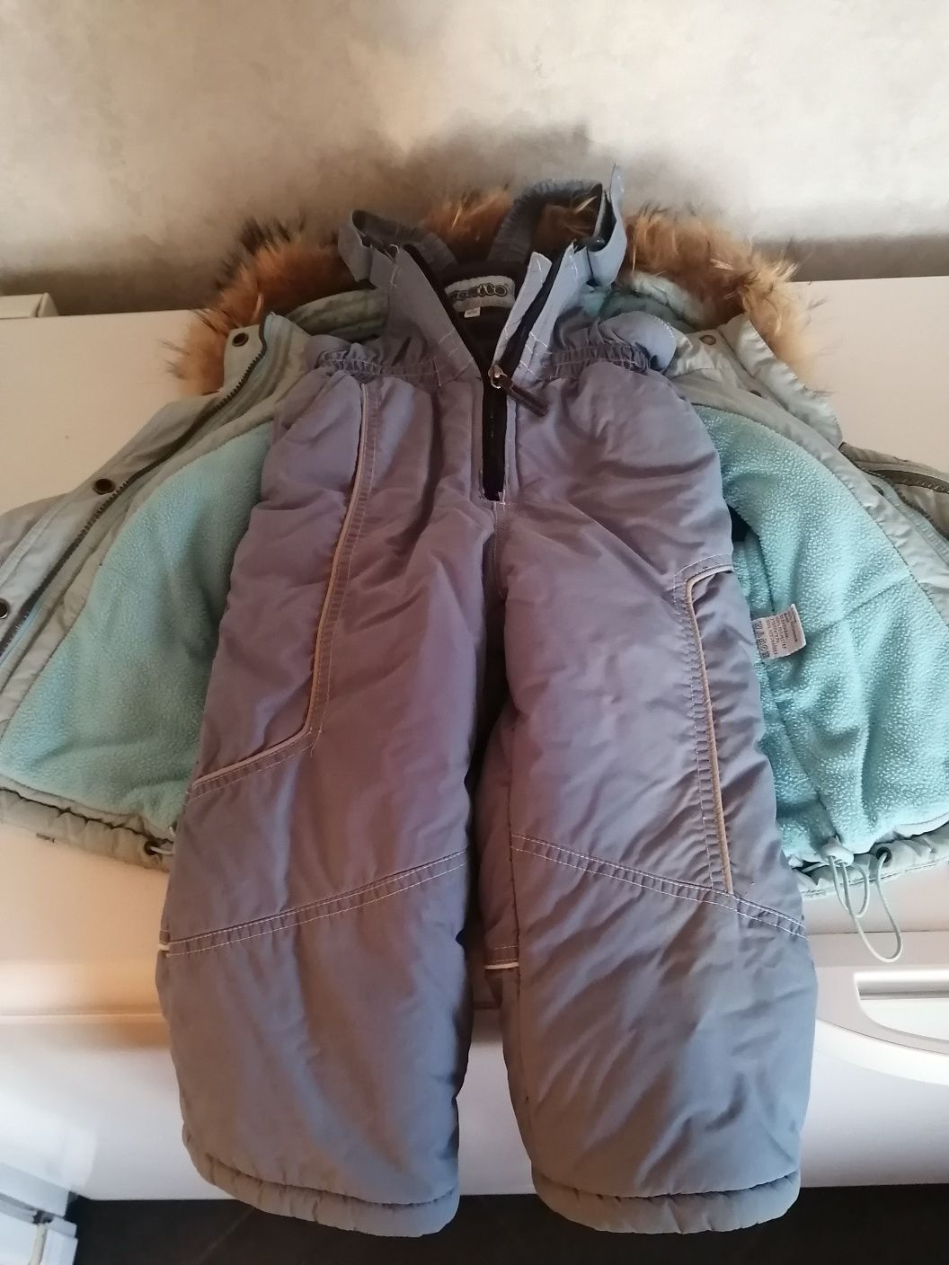 Зимова куртка + подарунок напівкомбінезон
