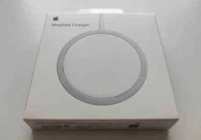 Беспроводная зарядка MagSafe Charger