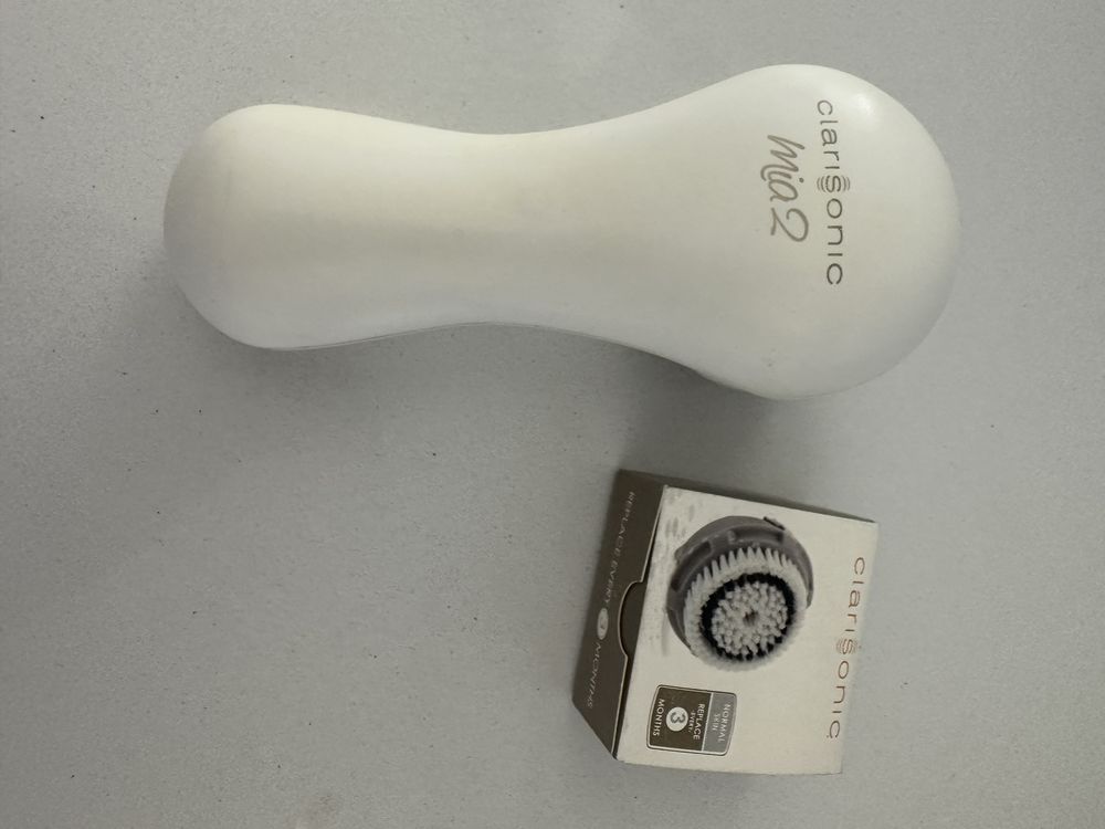 CLARISONIC MIA2 plus nowa szczoteczka soniczna