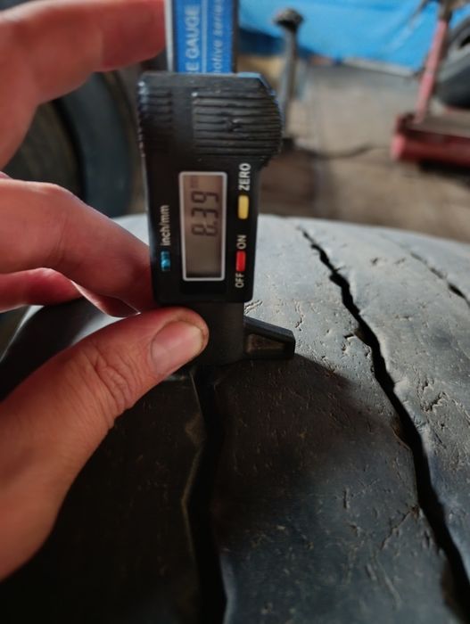 Одна шина Continental 385/65r22.5