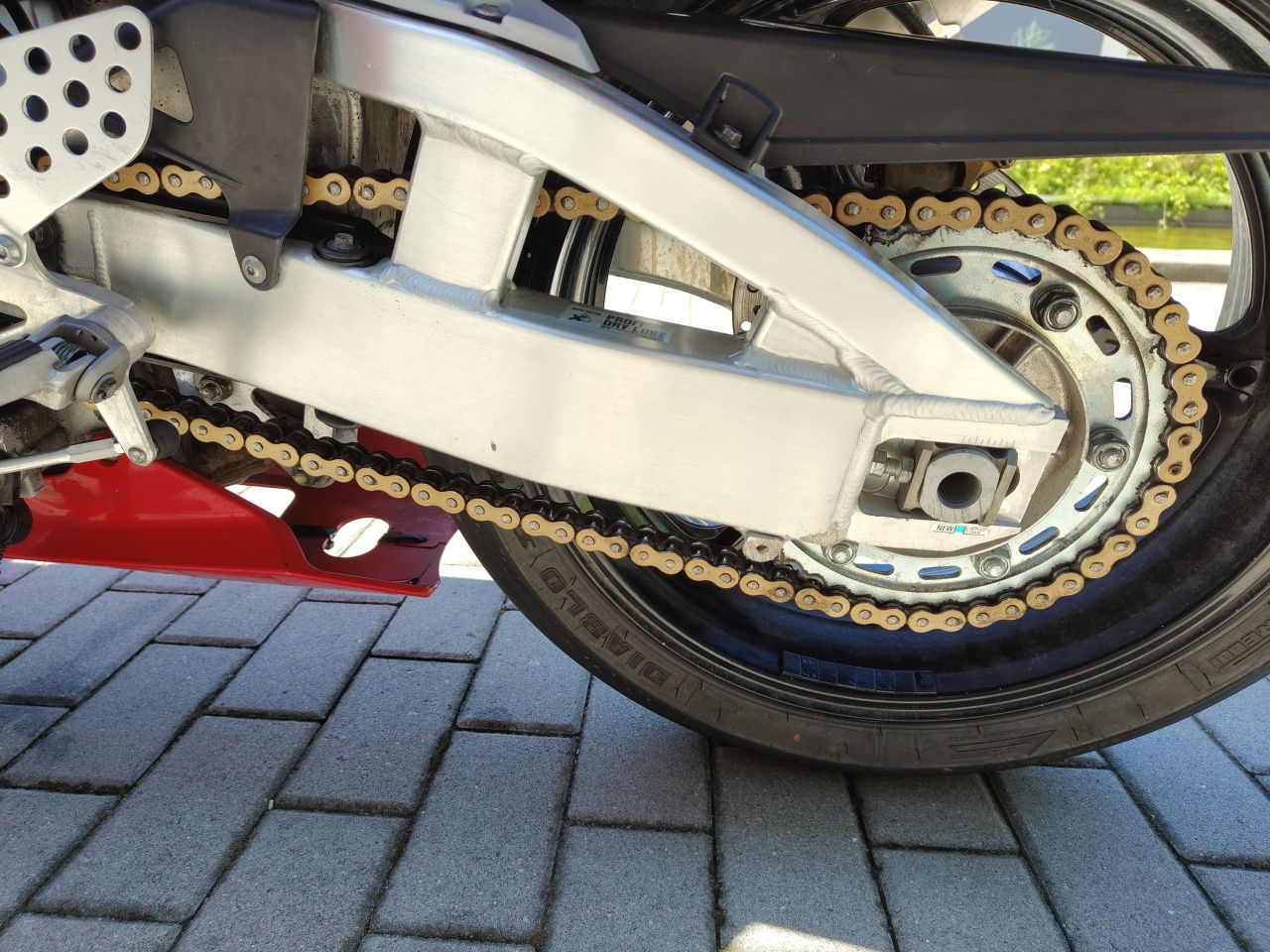 Honda 954 rok 2002