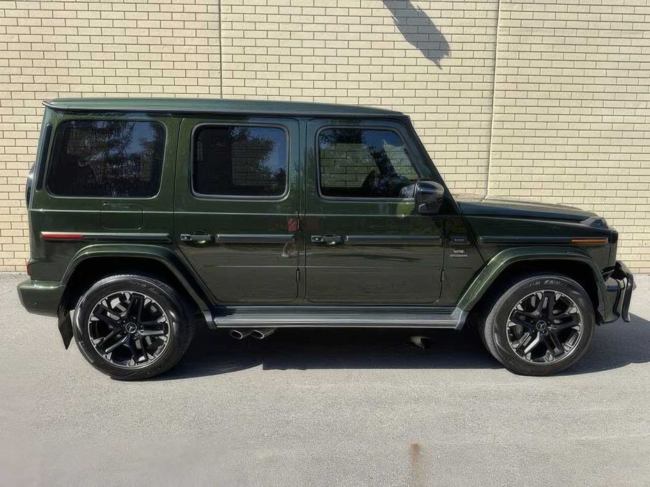 Mercedes-Benz G-Class AMG G 63 4MATIC      2021