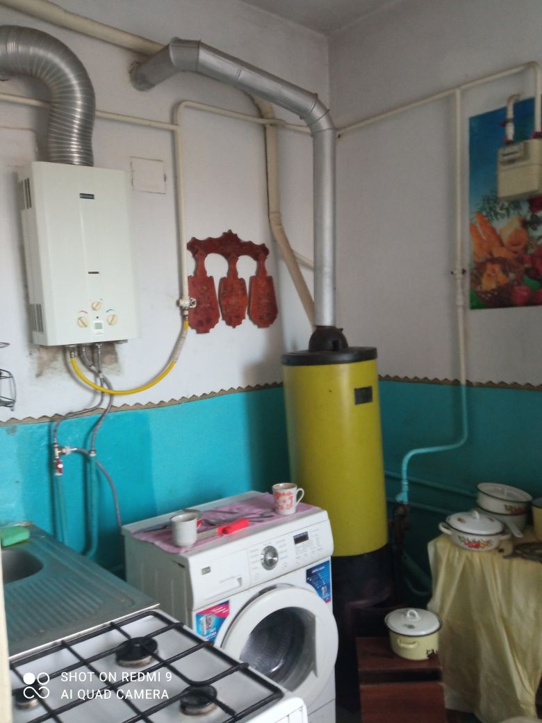 Продам 3 кімнатну квартиру в приватному будинку!